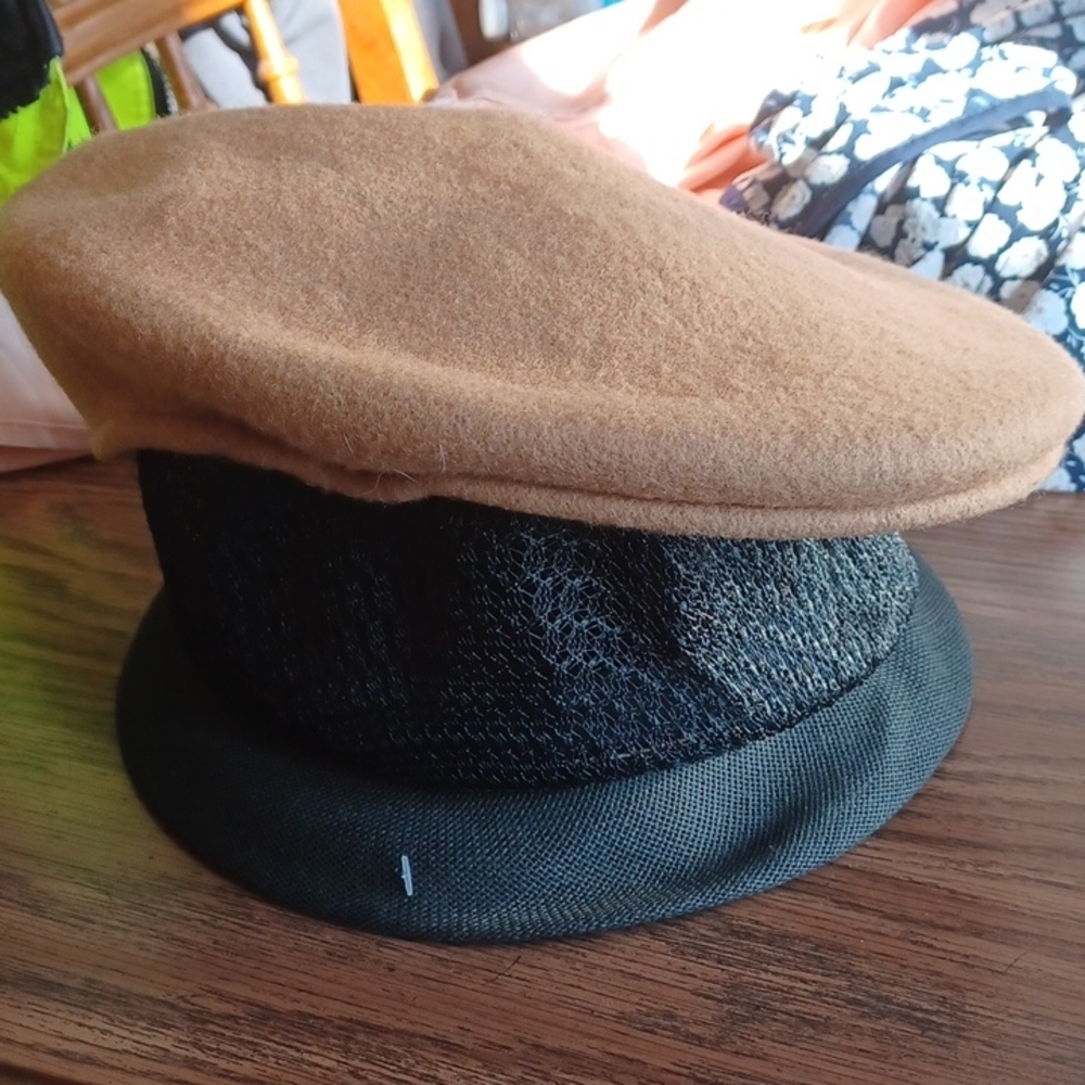 Camel Wool Dockers newsboy hat